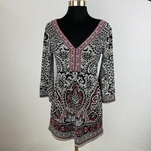 White House Black Market Black and Red Paisley Tunic